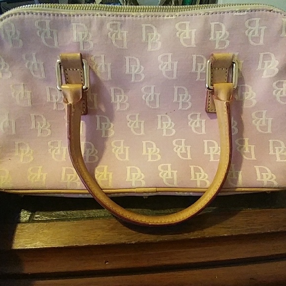 Dooney & Bourke purse - Picture 3 of 7